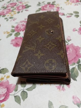 Billetero Louis Vuitton Marrón