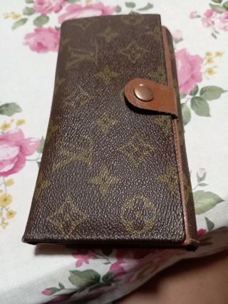Billetero Louis Vuitton Marrón