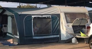 Avancé caravana 4'95 - 2 usos