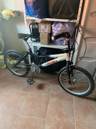 Bici BMX MONTY