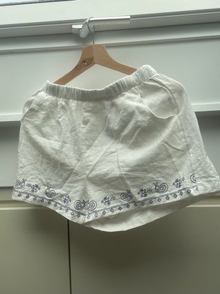 Top blanco Shein - sin mangas