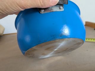 Pentola vintage blu