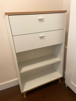 Mueble auxiliar nórdico blanco