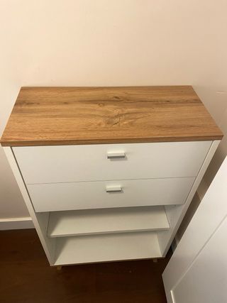 Mueble auxiliar nórdico blanco