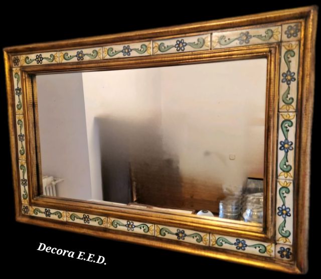 GRAN ESPEJO MARCO MADERA DORADA CERÁMICA ARTESANAL