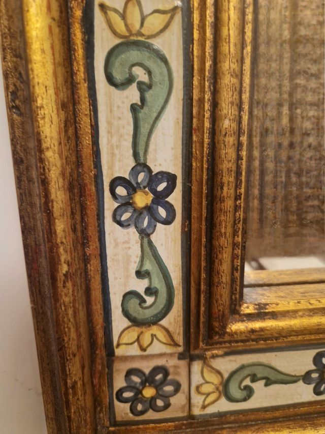 GRAN ESPEJO MARCO MADERA DORADA CERÁMICA ARTESANAL