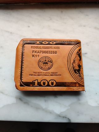 Portafoglio 100$, Marrone