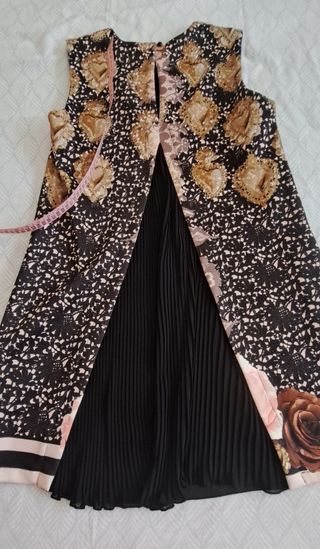 Vestido Rinascimento evasé estampado.