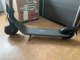 Ninebot Patinete Eléctrico
Corre a 20 km 