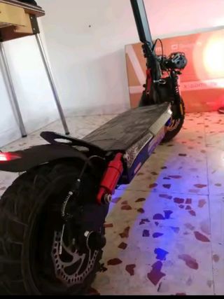 Patinete eléctrico todoterreno