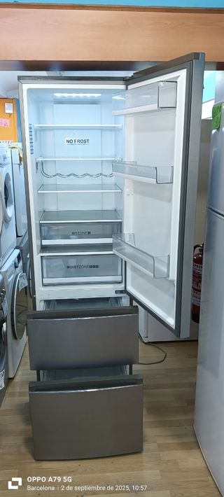 Nevera Combi 3 cajones
NO Frost 