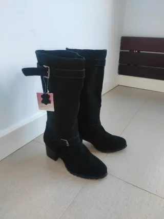 Botas Stradivarius negras ante 38