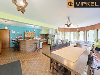 Chalet en venta en Bergondo