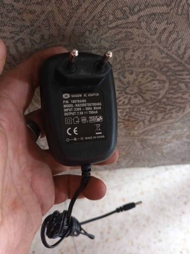 Adaptador CA Sagem 7.5V 700mA