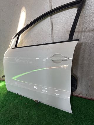Puerta izq Volkswagen Polo 2012