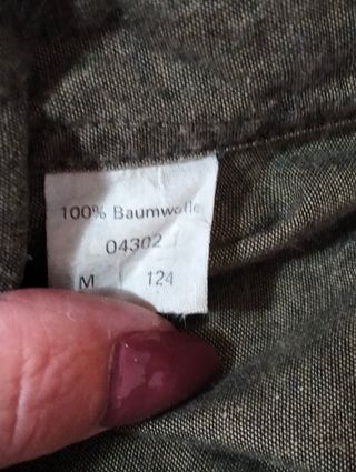 Camicia verde oliva & sciarpa multicolor