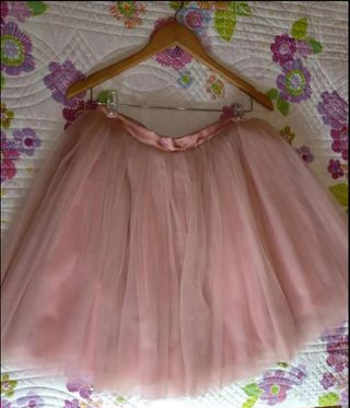 Vestidos , falda de tull , chaquetas