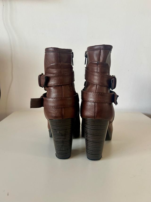 Botines Marrón Tacon Mujer