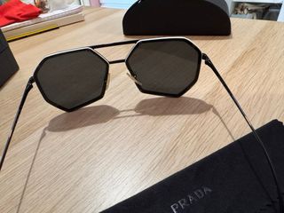 Occhiali da sole Prada neri