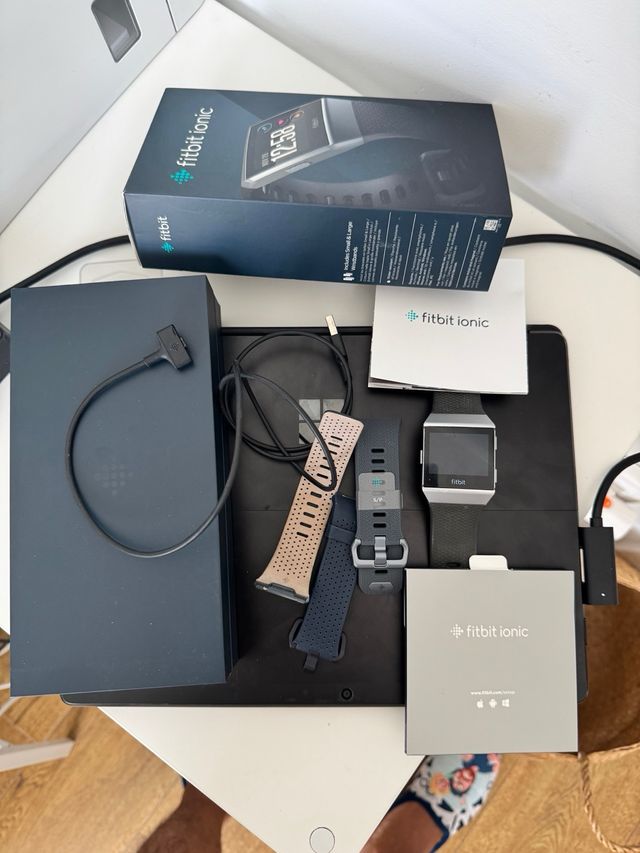 Fitbit Ionic Gris - Nuevo