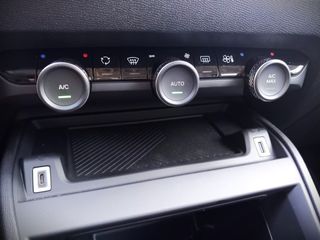Citroen C4 AÑO 2025 HIBRIDO AUTOMATICO SOLO 380KMS