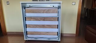 Mueble cama plegable.