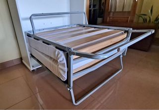 Mueble cama plegable.