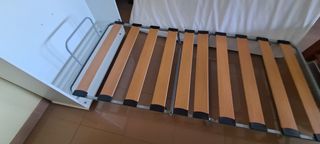 Mueble cama plegable.