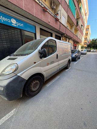 Opel Vivaro 2005