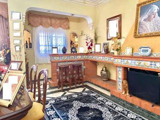 Casa en venta en Centro en Bormujos