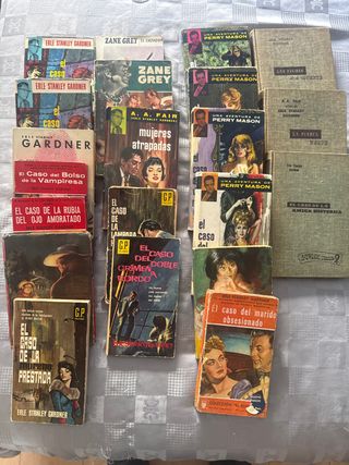 Lote 21 novelas antiguas (años 50-60)