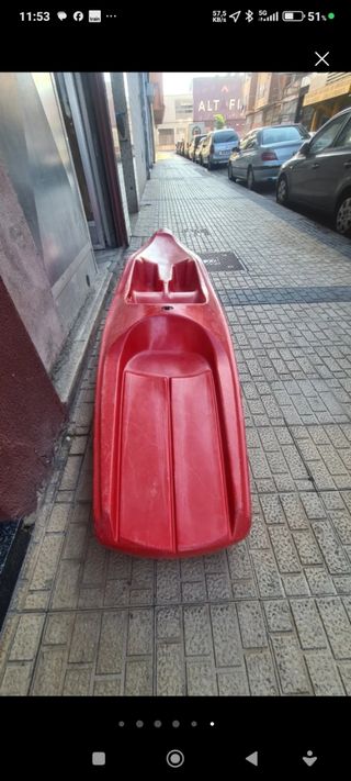 Kayak piragua roja individual