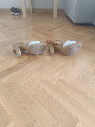Sandalias porronet blancas tacón