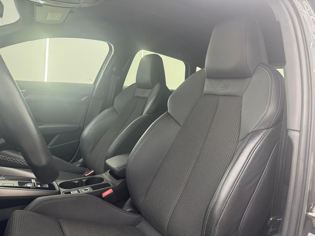 Audi A3 Sportback 45 TFSIe S-Line Black Line