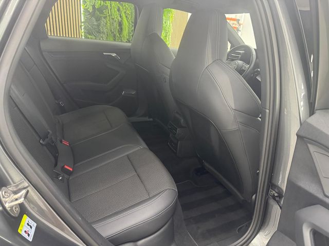 Audi A3 Sportback 45 TFSIe S-Line Black Line