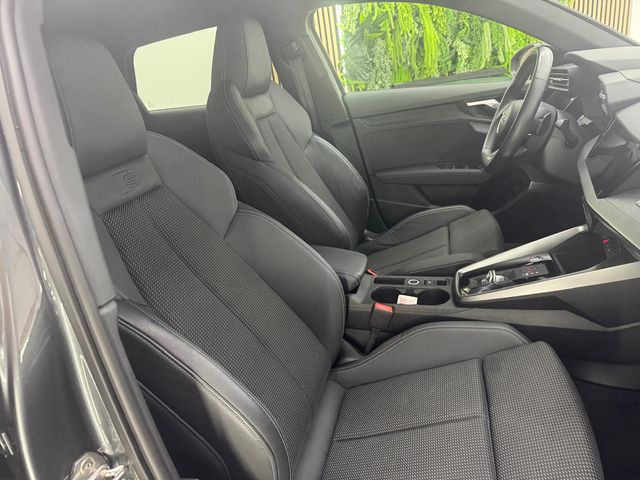 Audi A3 Sportback 45 TFSIe S-Line Black Line