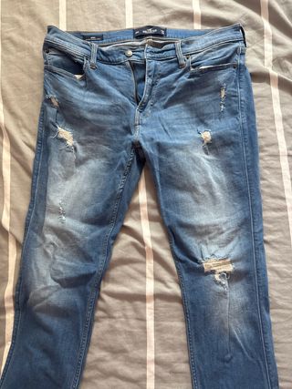 Jeans Hollister rotos azul marino