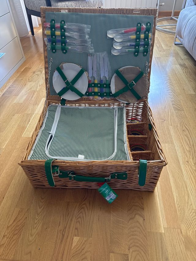 Cesta pícnic Benetton - Nueva