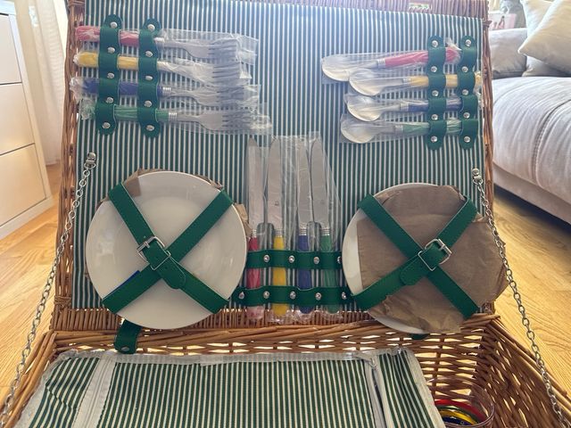 Cesta pícnic Benetton - Nueva