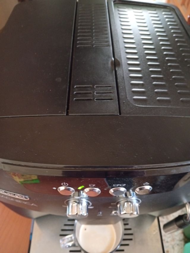 Cafetera DeLonghi Magnifica