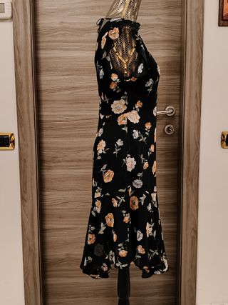 Vestito floreale estivo 