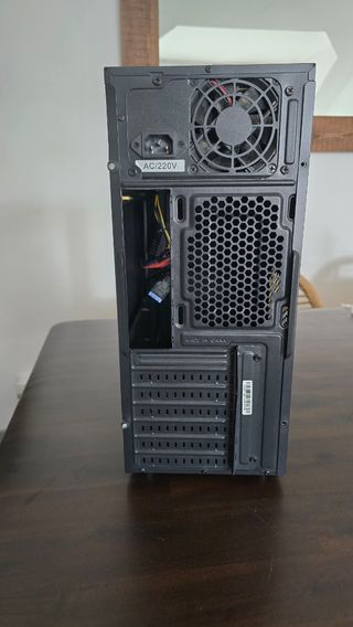 Torre PC Nox + Fuente 550W
