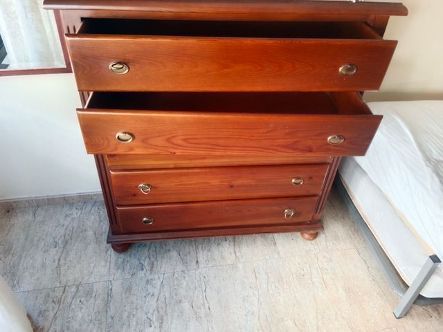 Cómoda madera maciza 5 cajones