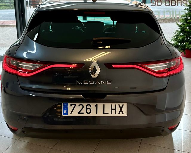RENAULT MÉGANE IV 1.3 TCe 140cv LIMITED 
