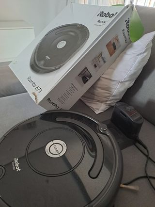 Roomba 671 - Robot Aspirapolvere