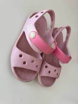 Sandalias Crocs niña rosa 25/26