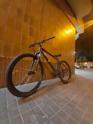 B-Twin Bicicleta Montaña