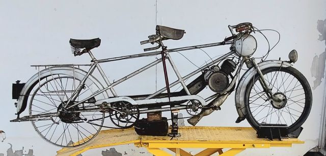 Ciclotandem antiguo DERNY 100cc
