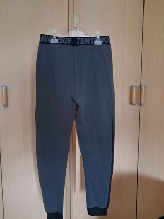Chándal gris talla 16