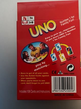 UNO - Gioco di carte 
